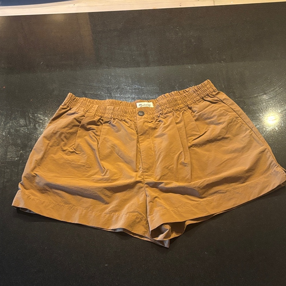 Madewell Tan Elastic Waist Shorts